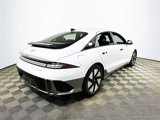 2025 Hyundai IONIQ 6 SE