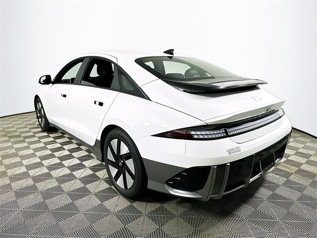 2025 Hyundai IONIQ 6 SE