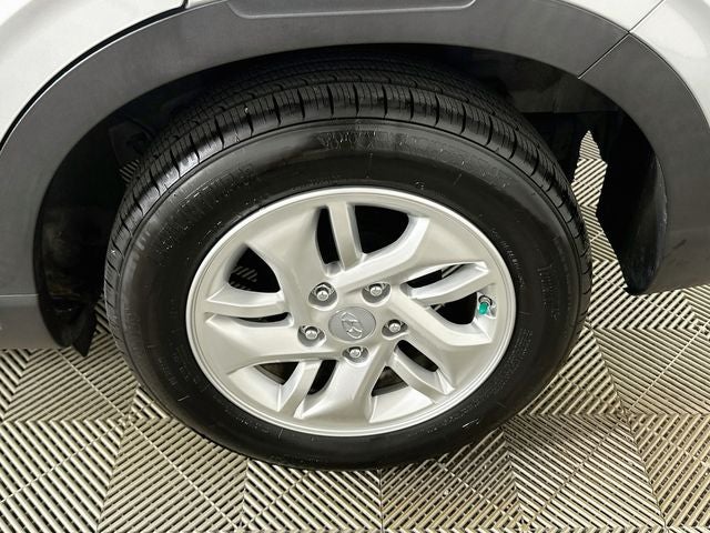 2023 Hyundai VENUE SE