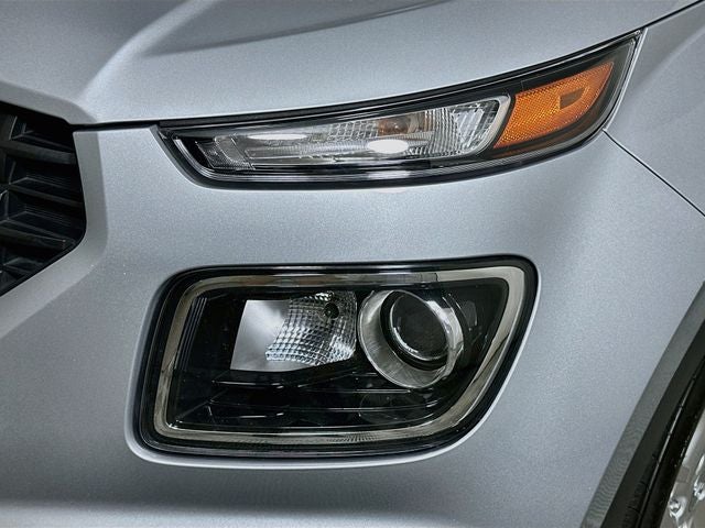 2023 Hyundai VENUE SE