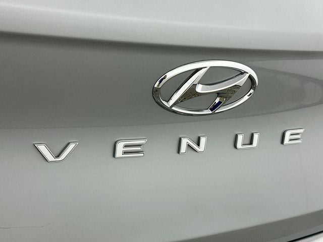 2023 Hyundai VENUE SE