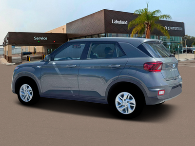 2026 Hyundai VENUE SE