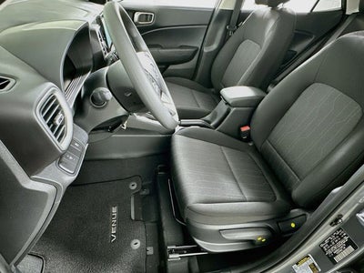 2026 Hyundai VENUE SE