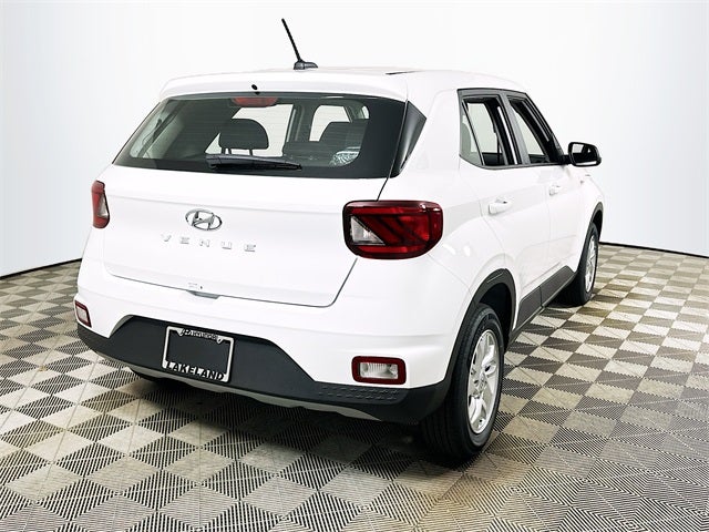 2026 Hyundai VENUE SE