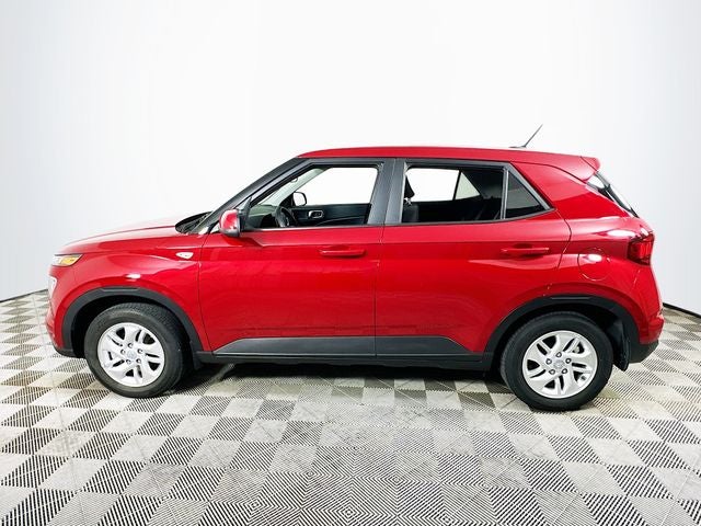 2023 Hyundai VENUE SE