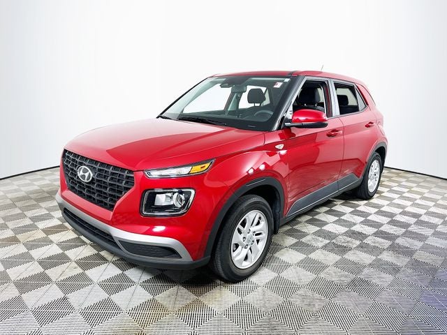 2023 Hyundai VENUE SE