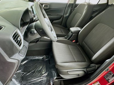 2023 Hyundai VENUE SE