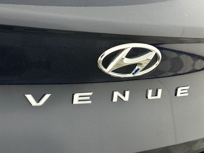 2026 Hyundai VENUE SEL W/Two-Tone Roof