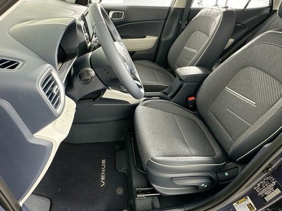 2026 Hyundai VENUE SEL W/Two-Tone Roof