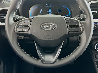 2026 Hyundai VENUE SEL W/Two-Tone Roof