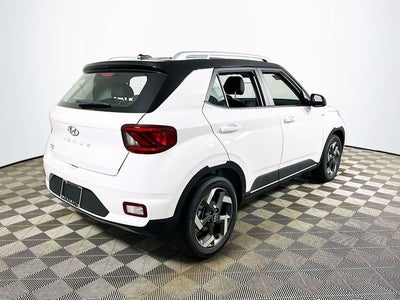 2026 Hyundai VENUE SEL W/Two-Tone Roof