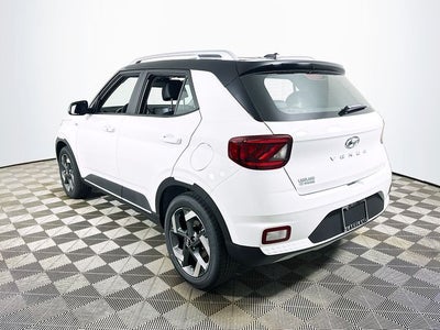 2026 Hyundai VENUE SEL W/Two-Tone Roof