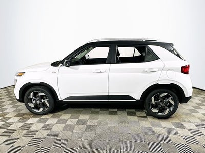 2026 Hyundai VENUE SEL W/Two-Tone Roof