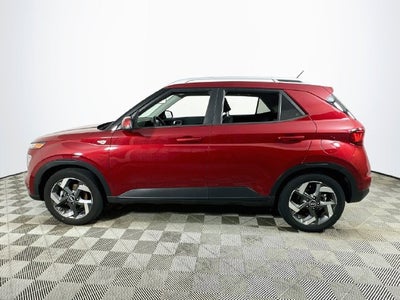2024 Hyundai VENUE SEL