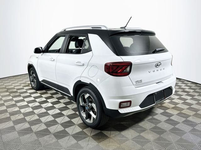 2026 Hyundai VENUE SEL W/Two-Tone Roof