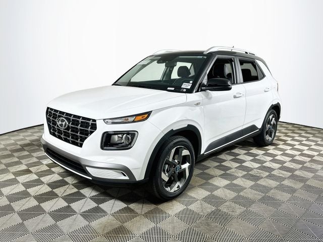 2026 Hyundai VENUE SEL W/Two-Tone Roof