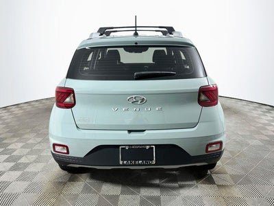 2025 Hyundai VENUE Limited