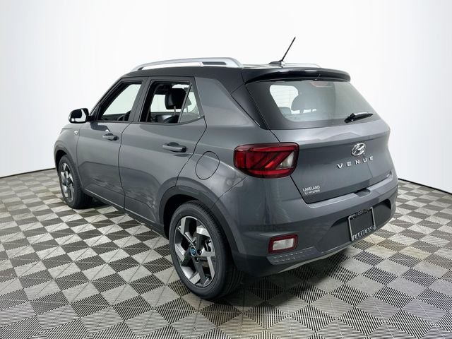 2026 Hyundai VENUE SEL W/Two-Tone Roof