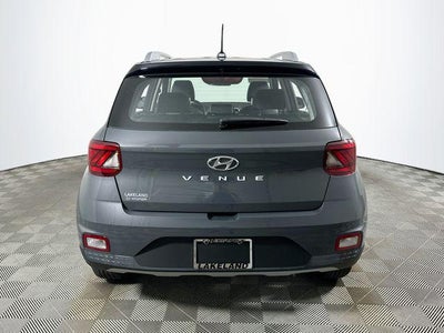 2026 Hyundai VENUE SEL W/Two-Tone Roof