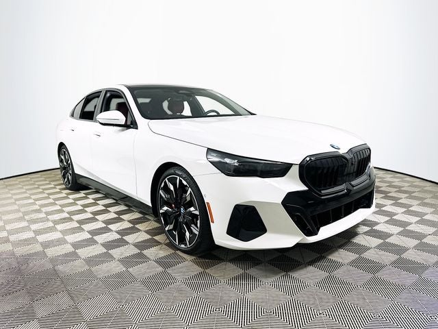2025 BMW 5 Series 530i