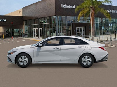 2026 Hyundai ELANTRA SE