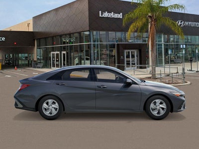 2026 Hyundai ELANTRA SE
